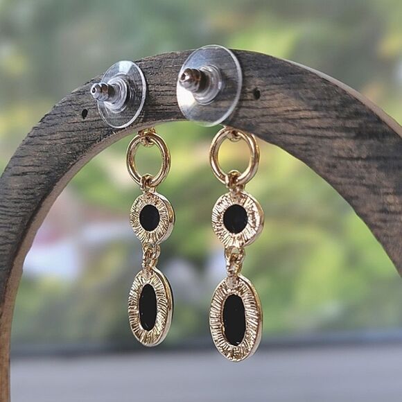 Lot of 2 | Vtg gold tone faux stone earrings - Picture 7 of 13